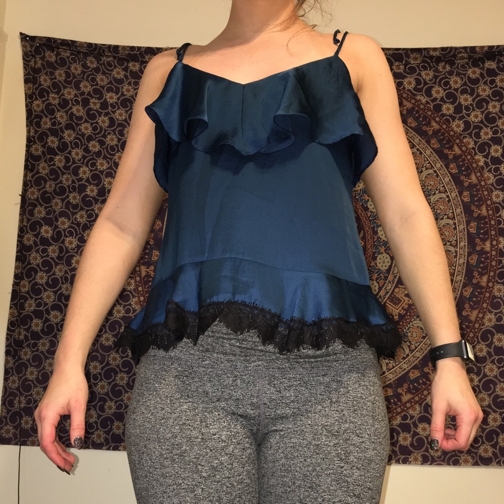 Blue lace top - Picture 2 of 4